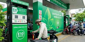 [SPOTLIGHT] Lợi dụng tâm lý lo sợ xăng E10, hàng loạt chiêu trò trục lợi