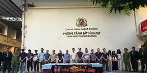 Bắt giám đốc Công ty Song Long cùng dàn đàn em đòi nợ kiểu xã hội đen