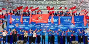 Thanh niên Hà Nội xử lý điểm nghẽn đô thị, hướng về xã biên giới trong chiến dịch Hè