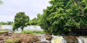 Thưởng ngoạn thác Ba
