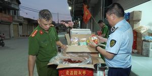 Hà Nội xử lý hàng trăm vụ vi phạm ATTP trong đợt cao điểm