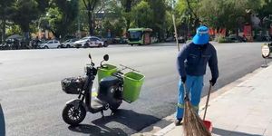 URENCO tăng ca, giữ gìn thành phố sạch, đẹp