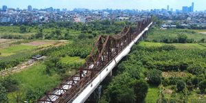 Hà Nội: Diện mạo mới của cầu Long Biên trong ngày đầu tiên thông xe trở lại