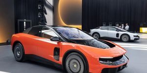 Ferrari ra mắt mẫu xe thuần điện đầu tiên