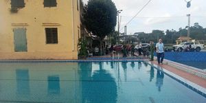 Thận trọng với nguy cơ rò điện tại các bể bơi dịch vụ