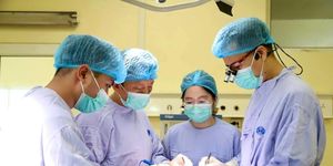 Tạo hình lưỡi sau phẫu thuật ung thư bằng kỹ thuật vi phẫu
