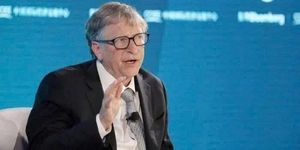 Bill Gates cảnh báo AI, chỉ 3 nghề khó bị thay thế