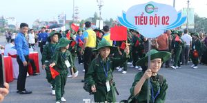Hơn 300 chiến sĩ nhí rèn bản lĩnh tuổi trẻ từ thao trường quân đội