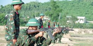 Chiến sĩ mới chinh phục '3 tiếng nổ', lập chiến công đầu