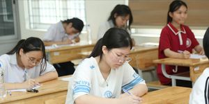 Hà Nội: Thí sinh dự thi môn đầu tiên kỳ thi vào lớp 10