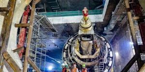 Xuyên đêm tháo dỡ máy đào hầm tuyến metro Nhổn – Ga Hà Nội