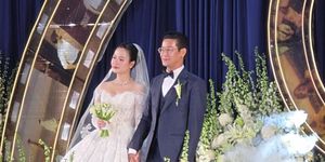Mỹ nhân phim giờ vàng Việt Hoa rạng rỡ trong lễ cưới ở Hà Nội