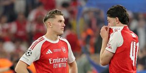 Gyokeres biến mất trong đêm Arsenal cần anh