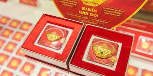 Giảm liên tiếp, giá vàng trong nước 'bốc hơi' 7 triệu đồng/lượng trong tháng 5