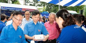 Tuổi trẻ TPHCM hứng khởi mang 'Mùa hè số' vào hè tình nguyện