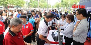 Ngày hội 'Điểm chạm số 2026' đưa công nghệ đến gần cộng đồng