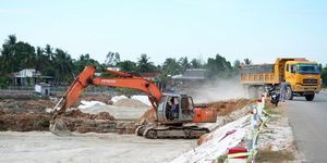 Dự án thành phần 1 hoàn thiện đường ven biển Võ Chí Công: Gỡ vướng mặt bằng, gấp rút thi công