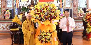 Trang nghiêm Đại Lễ Phật đản - Phật lịch 2570 tại Chùa Long Sơn
