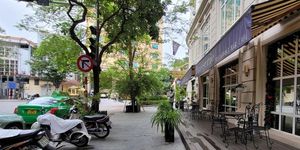 Hà Nội thí điểm cho thuê vỉa hè, phát triển kinh tế đêm