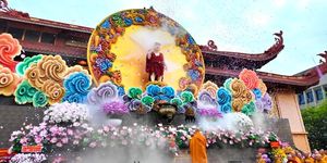 Đại lễ Phật đản tại Việt Nam Quốc Tự: Lan tỏa ánh sáng từ bi giữa đời thường