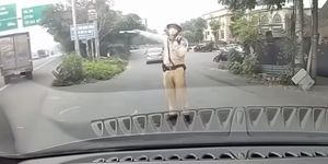 Xác minh việc tuyển sinh của người xưng thầy dạy lái xe hỏi CSGT 'em biết anh không'