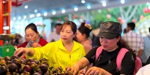 Chen chân trải nghiệm lễ hội trái cây lớn nhất mùa hè tại TP.HCM