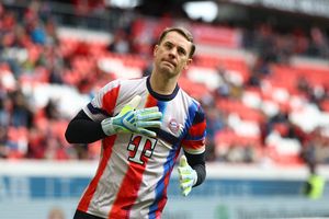 Neuer bất ngờ tái xuất tuyển Đức trước World Cup