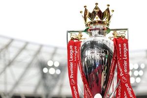 Arsenal trước cơ hội xưng vương và cuộc chiến sinh tồn tại Ngoại hạng Anh