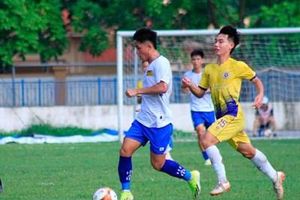 Rộng đường vào chung kết
