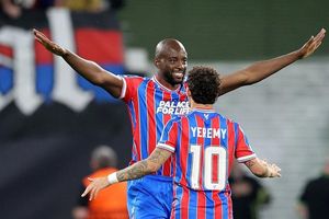 Crystal Palace thắng chung kết Conference League, Ngoại hạng Anh giành cú đúp danh hiệu châu Âu