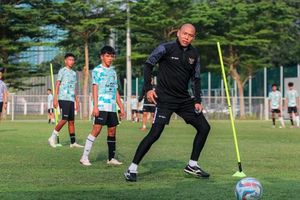 Tranh nhất bảng với U19 Việt Nam, Indonesia cấm cầu thủ dùng mạng xã hội