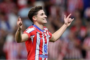 Barcelona ra giá 100 triệu euro cho Alvarez