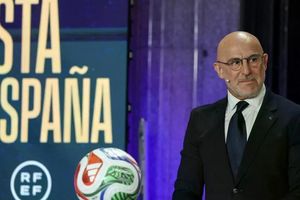 Lần đầu tiên trong lịch sử, tuyển Tây Ban Nha dự World Cup vắng bóng cầu thủ Real Madrid