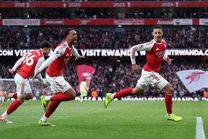 PSG - Arsenal: 'Người đẹp và quái vật'