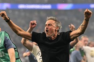 'Lời nguyền' Champions League hết ứng nghiệm