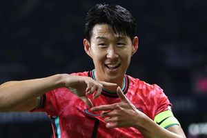 Cú đúp của Son Heung-min giúp Hàn Quốc thắng đậm 5-0