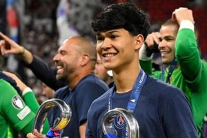 Tài năng gốc Philippines khiến Mbappe bị chế nhạo
