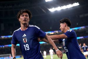 Tuyển Nhật Bản thắng nghẹt thở trước World Cup