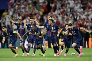 Arsenal sút hỏng 2 lượt 11 m, PSG bảo vệ ngôi vương Champions League
