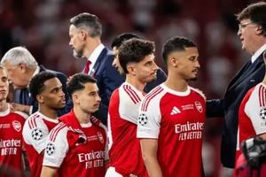 Arsenal và thất bại tại Budapest: Biến nỗi đau Champions League thành bệ phóng tương lai