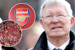 Nghi vấn Sir Alex Ferguson mỉa mai Arsenal