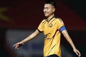 Tiền vệ Doãn Ngọc Tân chia tay CLB Đông Á Thanh Hóa