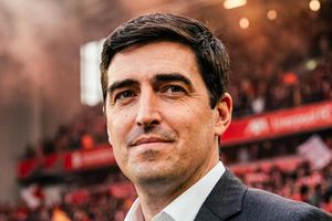 Liverpool chốt Iraola làm huấn luyện viên mới thay Arne Slot