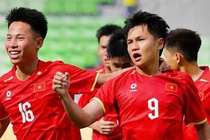 U.19 Việt Nam và Indonesia cùng thắng 3-0 trận khai màn