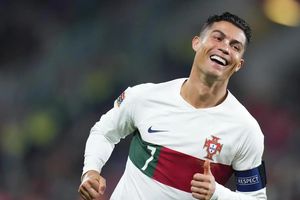 Cầu thủ lớn tuổi nhất World Cup 2026: Ronaldo 41 tuổi vẫn trẻ hơn 1 người