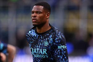 Chuyển nhượng sáng 4/6: Real Madrid chốt mua Dumfries, AC Milan tranh Summerville