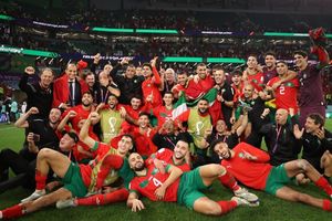 Phía sau những cơn địa chấn World Cup: Công thức lật đổ của các đội bóng cửa dưới