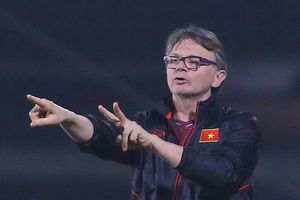 HLV Troussier: Nhật Bản ở đẳng cấp hàng đầu thế giới, có thể hòa Hà Lan