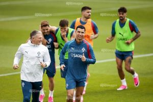 Ronaldo và dàn lão tướng 40 tuổi gây sốc World Cup 2026