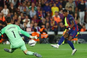 Barca 'bỏ rơi' Rashford?